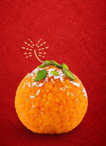 Golden motichoor laddu